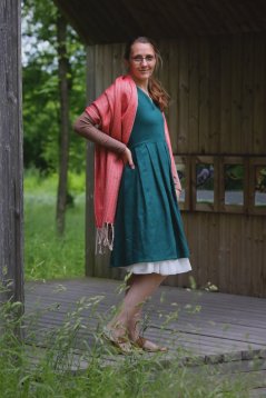 Zavazovací šaty "pinafore dress"